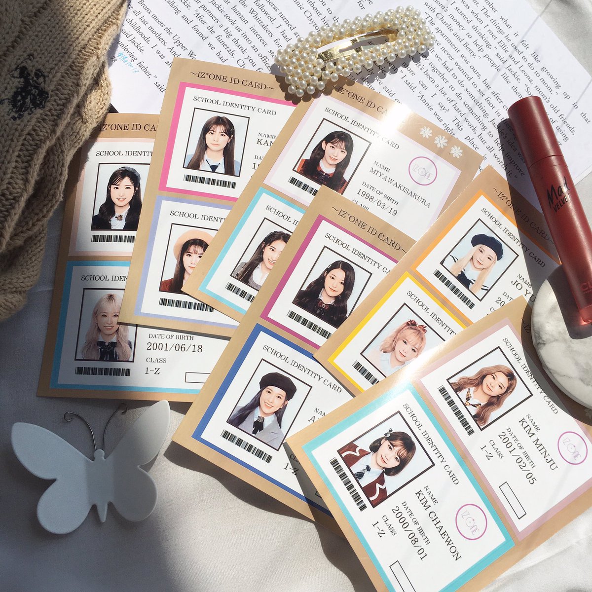 minjung__01's tweet photo. 【 IZ*ONE 配布企画 vol.6⠀】
IZ*ONEの生徒証をイメージして作ってみました！1枚目が切ったもの、2枚目は切る前のもの、3枚目はセブンイレブンでの印刷番号です！（4/11までです！）
印刷する際は
💡フォロー
💡RT              お願い致します💖💖
#IZONE配布 #配布 #配布企画 #izone https://t.co/8bYxyrEjL6