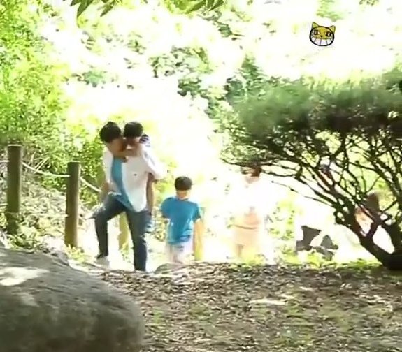 he will he the most doting & reliable dad to his kids. lemme just weep in a corner 