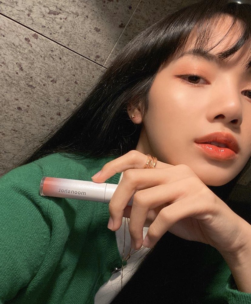 shopfankpop's tweet photo. 🍒Moonshot Tintfit Shine
ทิ้นท์รุ่นใหม่ เนื้อฉ่ำวาว ชุ่มชื่นและติดทน 
มี 5 สี แบบ #LISA ใช้คือเบอร์แนะนำ502

ราคา 260 บาท ค่าส่ง30/50บาท
ปิดพรี 06 เม.ย. 2020
รอของถึงไทย25-30วัน
จ่ายเงินเมื่อของถึงไทย *ห้ามยกเลิก*
สนใจสั่งซื้อเมนชั่น/DMค่า☺️ https://t.co/GeHUtfTLw3