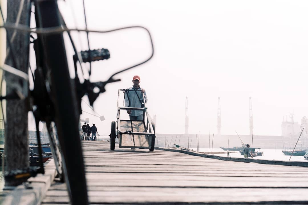 #exploregresik photo today by @filmbyram taken at Dermaga Balegede, Lumpur Village #gresikdistrict