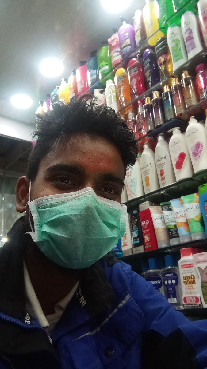 KashypMithilesh's tweet photo. @anjanaomkashyap Dear respected ma'am 
I'm self prepared a three-ply mask at home same #N95mask #Quality .
and #Donated it in my area #Krolbagh some people .
Thank's for inspiring me 🙏🙏 https://t.co/D6R5Hp0L4J