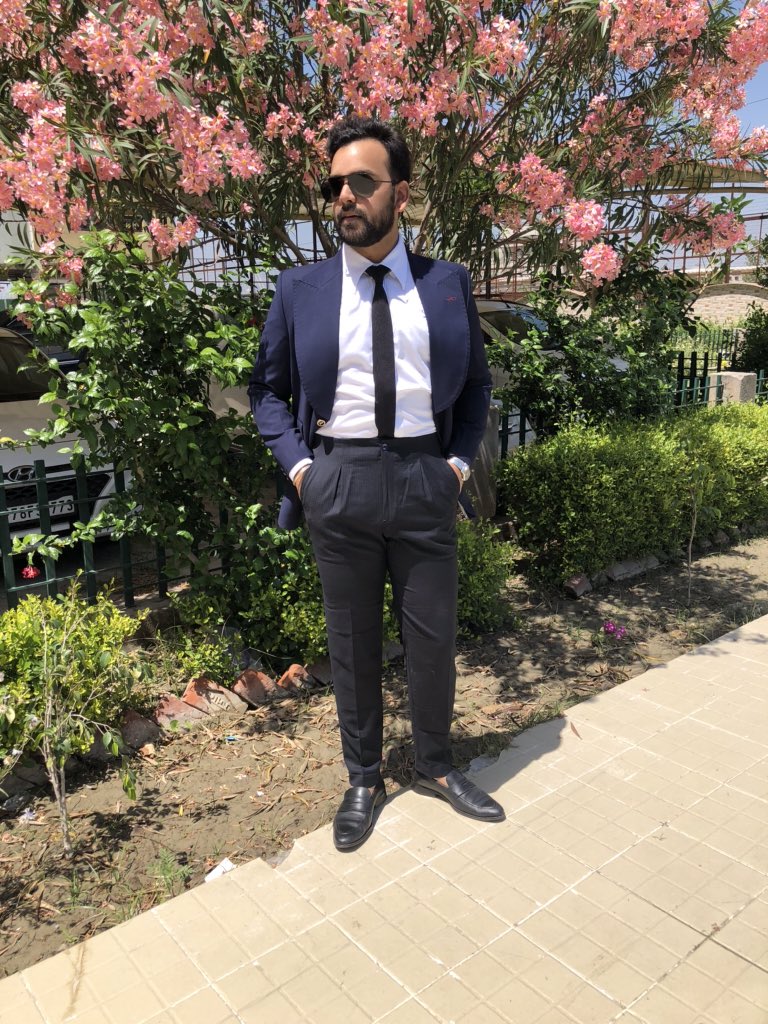 ABespoke08's tweet photo. Suits and quarantine ✌️ https://t.co/SAWFV6aGKQ