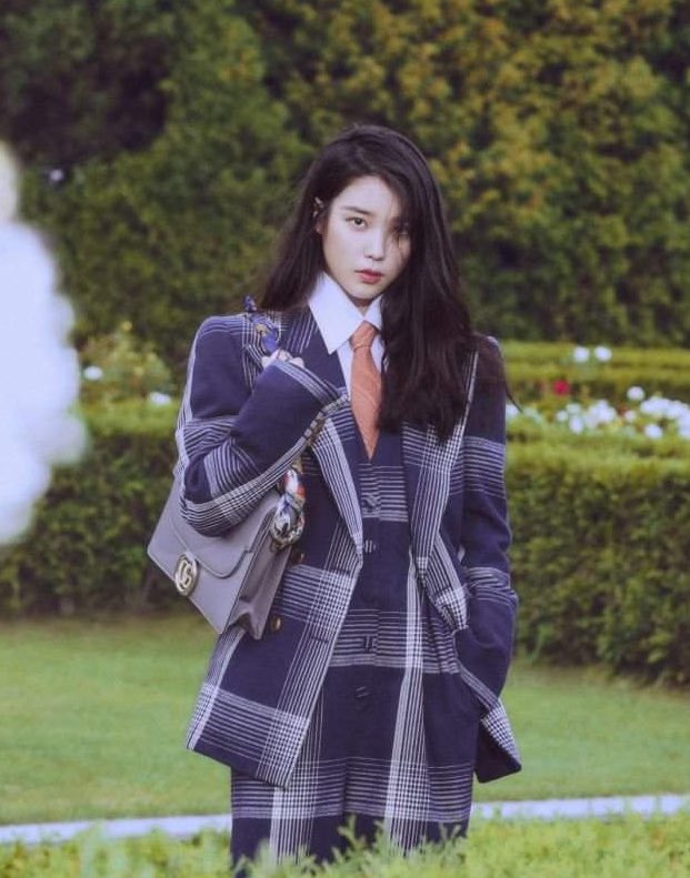 iu and son yejin ; a thread↳   #아이유   #손예진