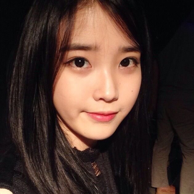 iu and son yejin ; a thread↳   #아이유   #손예진