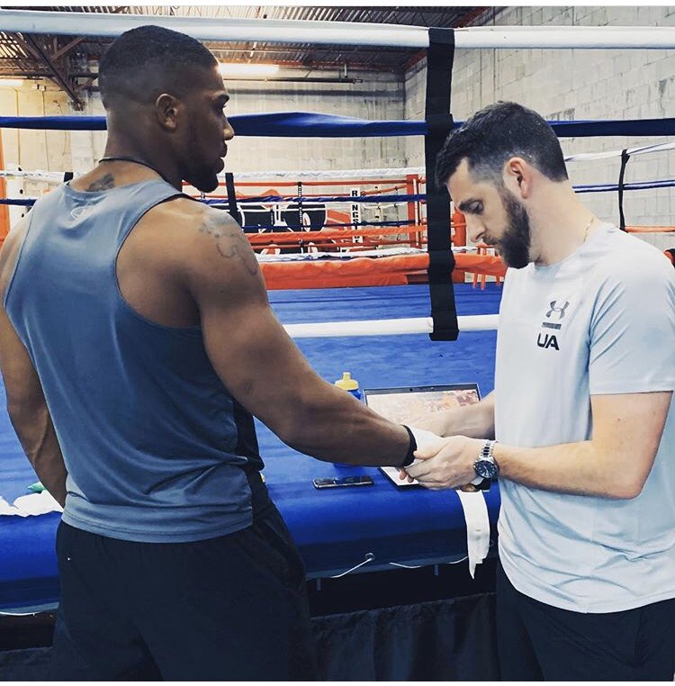 Con1000's tweet photo. Thanks @iangattphysio for the nomination! 😊 Once you are nominated you have 24hrs to respond or you donate £20 to a local charity. You need to nominate 4 people &amp; post a picture of you coaching / working! 
I nominate @edowen16 @jameshairsine @james_hooper @timjpitt https://t.co/2FRxjqLZG1