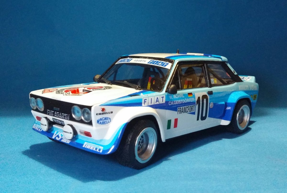 イタレリのフィアット131アバルト 1980年モンテカルロラリー完成しま 