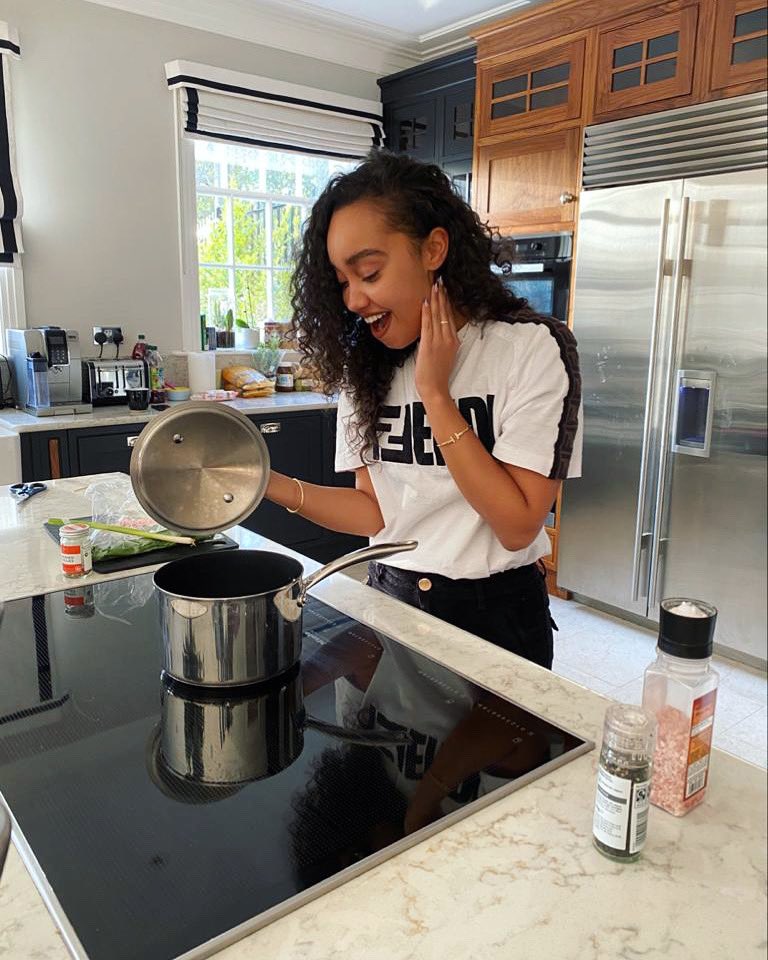 LittleMix's tweet photo. Nachos anyone?! I'm planning a lil cooking masterclass this weekend, and sharing my recipe for the perfect nachos. I'll see you on Little Mix Instagram tomorrow at 4pm 🌮🍸 Here’s what you’ll need... https://t.co/plzuF0UpzI