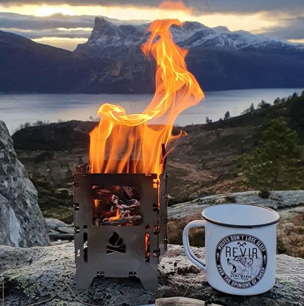 Need something for your gear pack to escape #corona craziness over the weekend? Pls note our products are Made in Germany and reduced personnel may lead to longer shipping times or products being temporarily unavailable. Stay healthy &amp; have a good weekend! 

#bushcraftessentials