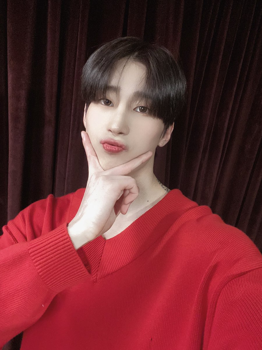 needsmusic_twt's tweet photo. 🎧한승우 - 내일부터 우리가 못본다면
지금 전 음원사이트에서 감상하세요
🍈https://t.co/4Gr0XoB2E4
예쁜 해시태그에 감동해서😭
녹음실 셀카 클린본도 Dream💙💛
#봄날의_선물_승우의_첫오스트
#wooya_1st_ost_Hyena
#한승우 #hanseungwoo #빅톤 #하이에나ost #내일부터우리가못본다면 #니즈뮤직 https://t.co/mdkY5KGT1q