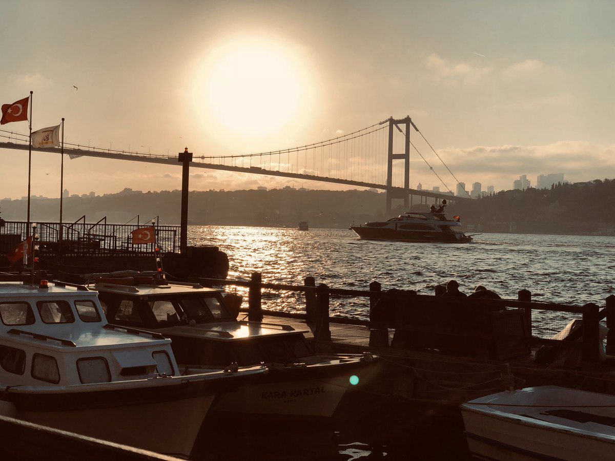 ebulyaman's tweet photo. Beylerbeyi sahil-Nisan 2018 https://t.co/42k996C5L5