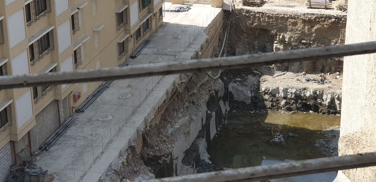 <a href="/TMCaTweetAway/">Thane Municipal Corporation - ठाणे महानगरपालिका</a>  Please see the stagnant water accumulation at Ashar's construction site (on Gladys Alwares road), water collecting since the lockdown. We may have a malaria outbreak in addition to Corona pandemic.  

Request your urgent and immediate action pls !!!