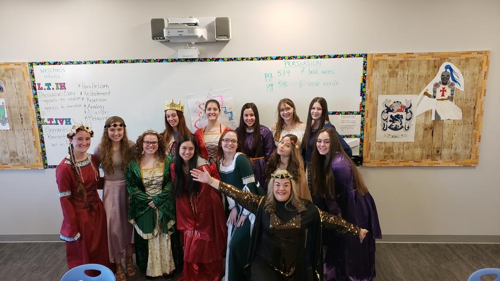 T_Giles178's tweet photo. I miss my students.😢 https://t.co/pP5zSuwuFT