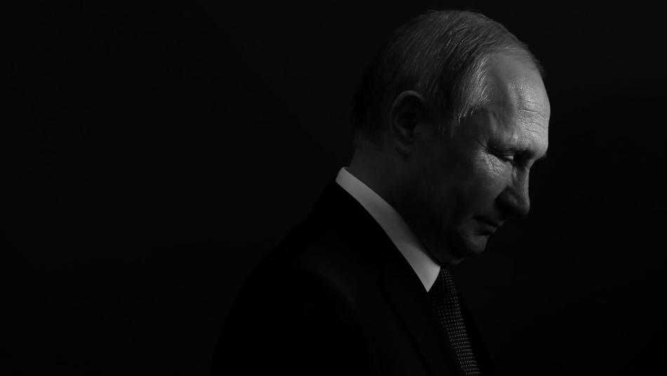 #Artyom_Kruglov: Russia is run by a criminal-security regime of the worst possible sort. They are soaked in blood, theft, and crime. 
Russian blogger's effort to unearth secrets of #Putin's rise to power
More: o-t.tv/Ecl
#Orient