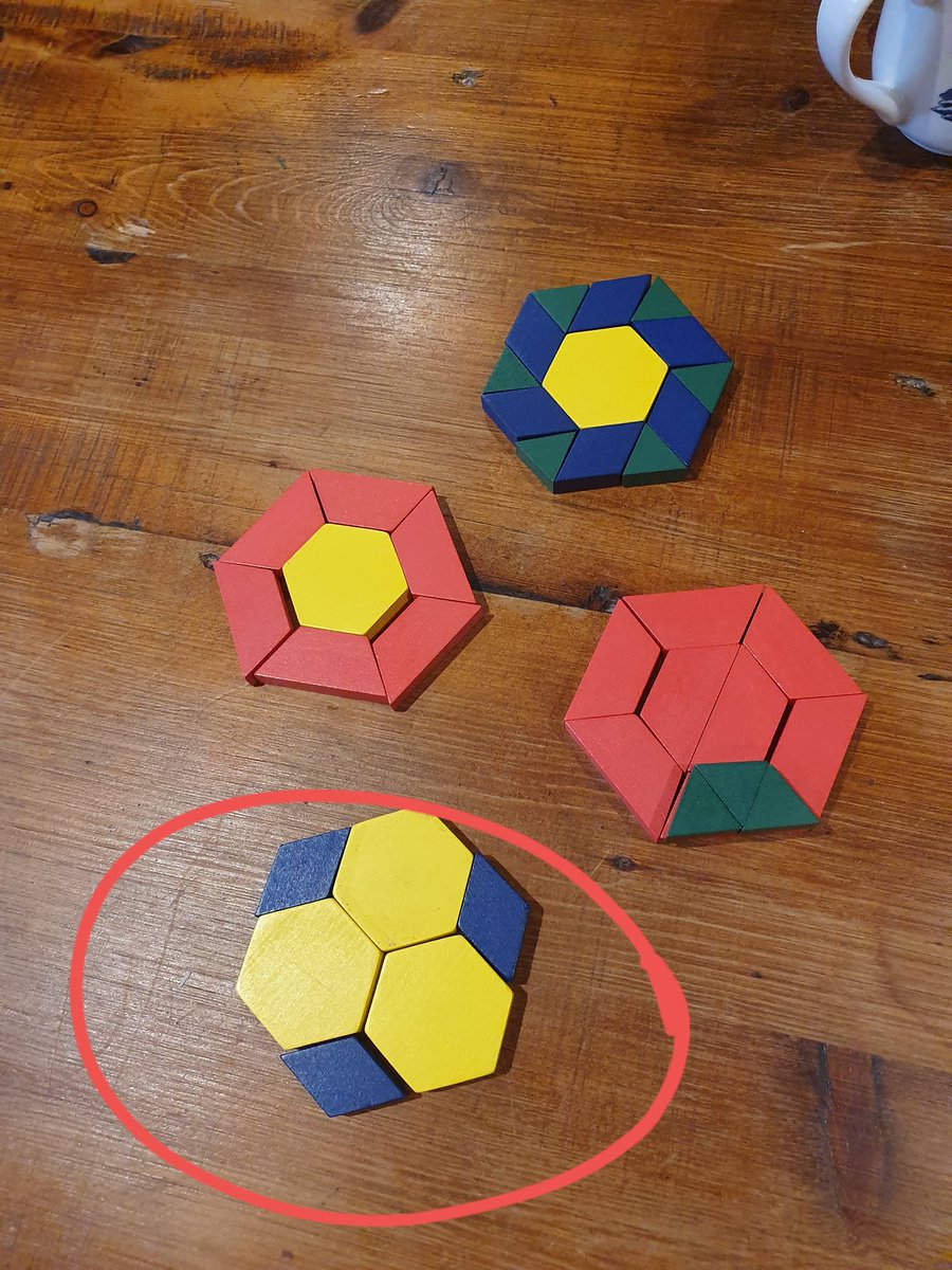 HumanEd_Au's tweet image. Then Mum came along and made this #counterexample . Then walked off. 😆Beautifully executed.