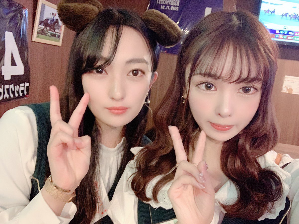 競馬cafe Bar メイクデビュー V Twitter 出走予定 本日は桃 なな すず しほ ゆうきでの出走となります 本日は新人2名のメイクデビュー 戦です 感染予防対策のため規模縮小しての開場となります 来場お待ちしております 競馬バー Umajo ダービー卿