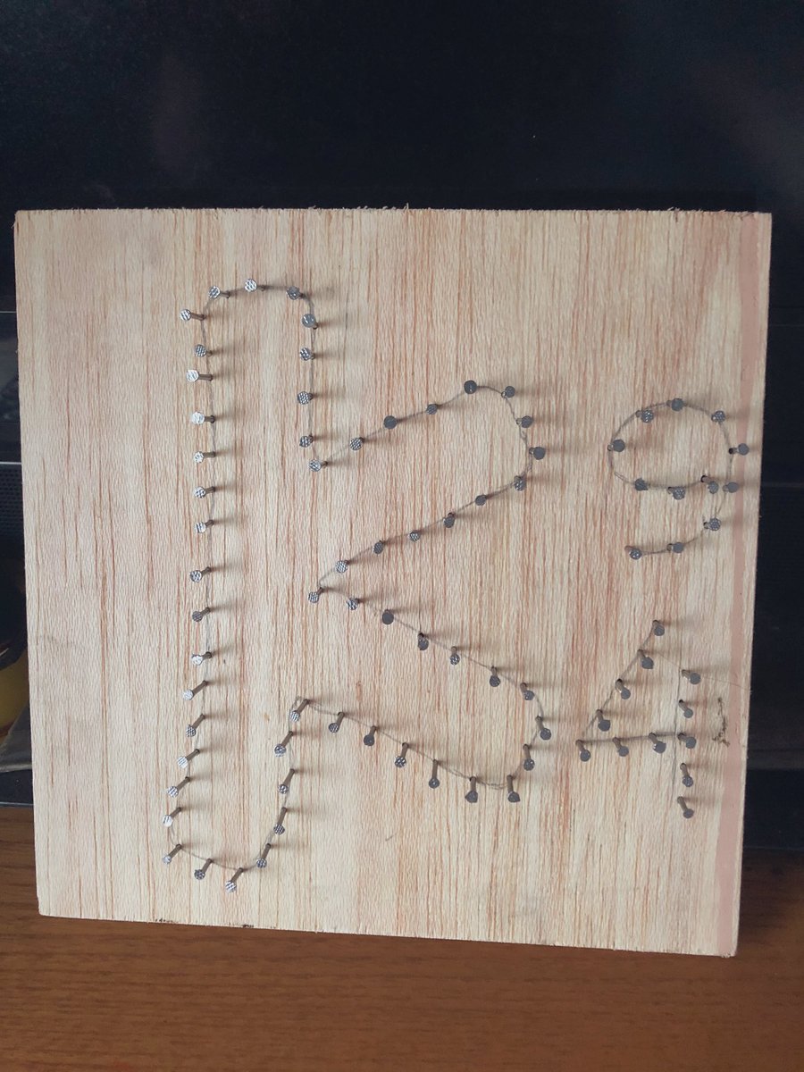 Tefanistefani22's tweet photo. Yeah misi selesai.. 🥰
Maaf jika ada ketidak rapian.. masi tahap belajar.. 🙂👍
#stringart #alphabetstring #stringmedan #indonesia https://t.co/AmGMSaZsbq