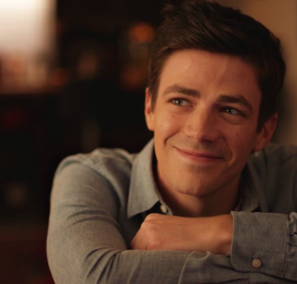 Some of my favorite people making heart eyes at Barry Allen: A thread