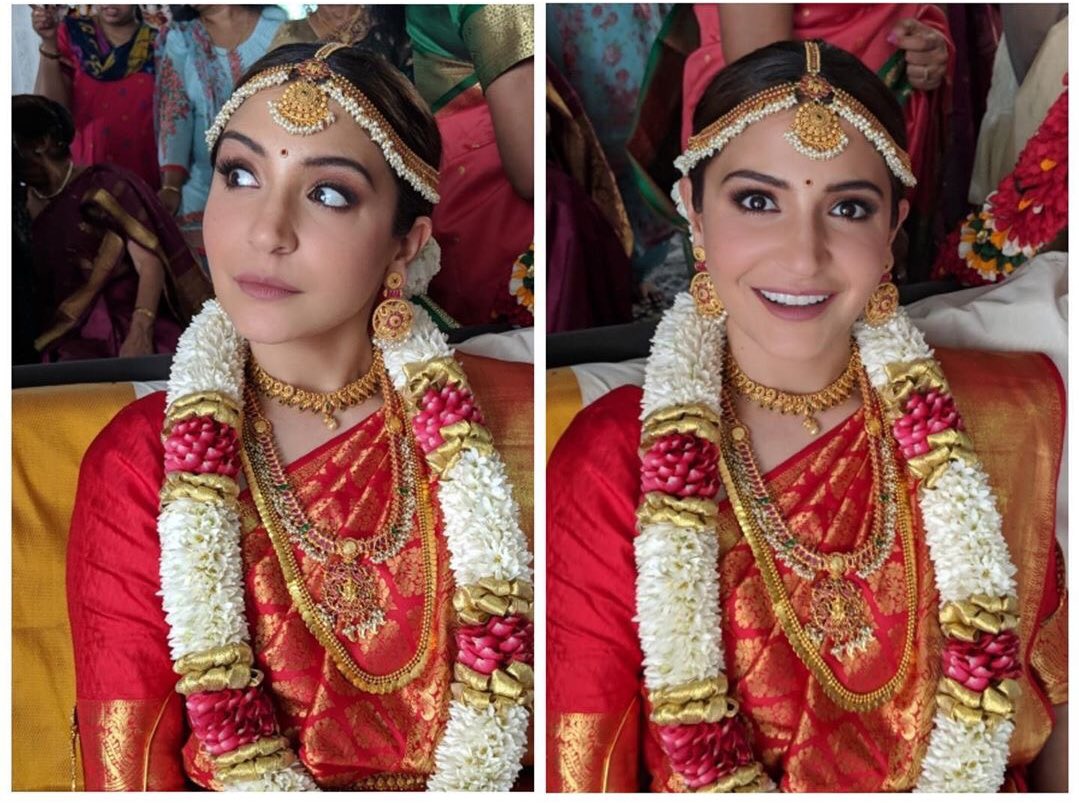 These are sure throwback pictures from zero’s set. But she looks so good as a bride. Anushka Sharma has literally given bride goals on and off screen.