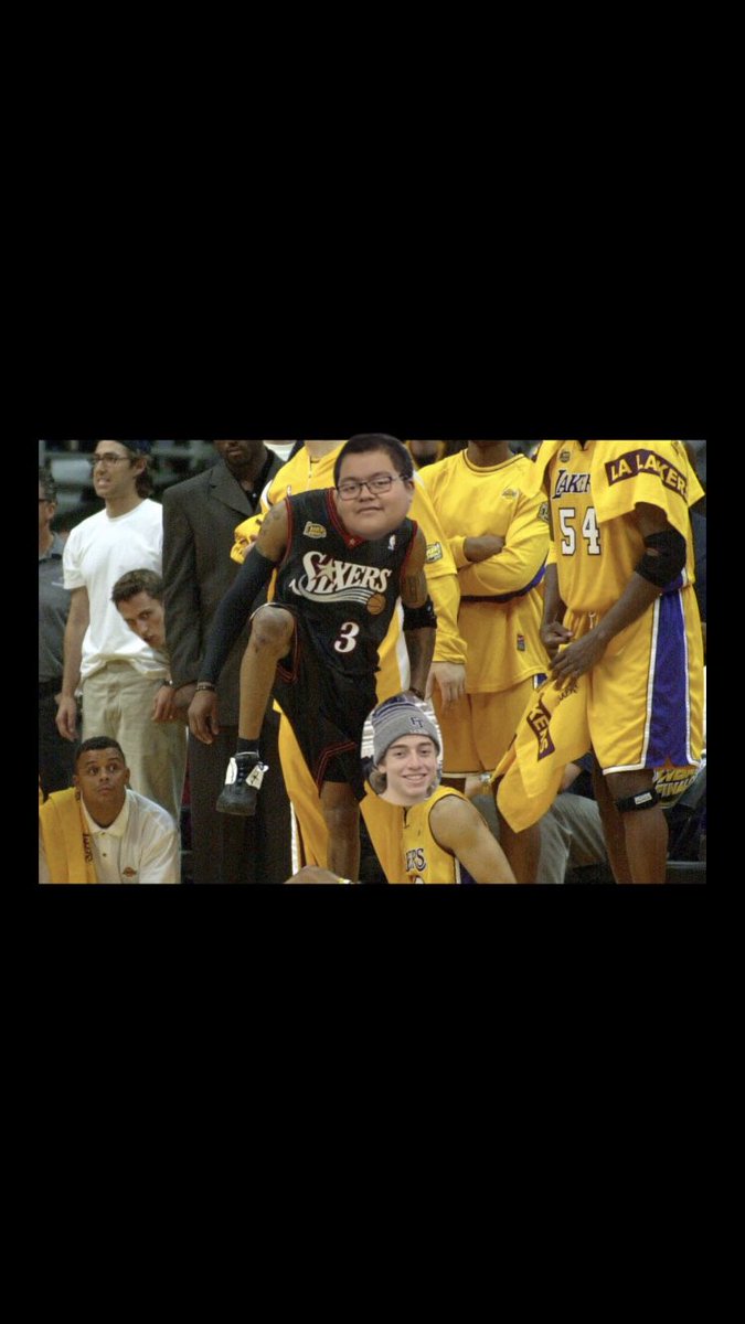 FTHSbleach2020's tweet photo. A summary of how the past two twitch streams have gone. Seems like frank is the madden goat of the bleacher creatures. #JDISNEXT https://t.co/9rhx1v3sH7