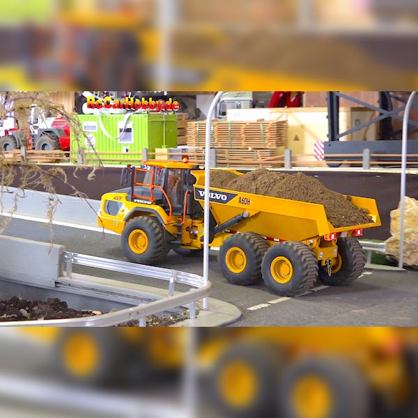 wwwRCCARHOBBYde's tweet photo. Full video 👉
https://t.co/nTYCh8eUJS
SUPER R/C TRUCK ACTION at INDOOR PARCOURS OSTALB - p6
#rccarhobby #rccarhobbyde #rcfair #rcmodel #rcmodellbau
#rctruck #rcconstruction #rcconstructionmodels #rcconstructionsite #miniaturbaustelle
#constructionworld #rcmercedesarocs https://t.co/YReS9Dgwdq