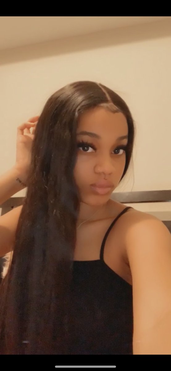 1ozaria's tweet photo. 🥰💋 https://t.co/gQH2slTpYy