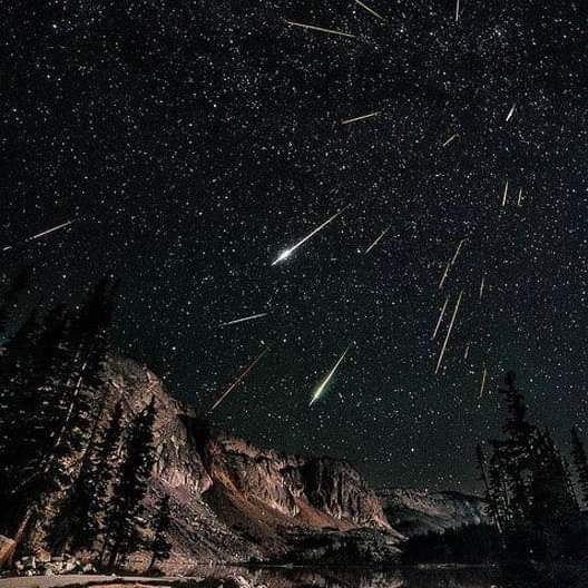 Vinn_Llu's tweet photo. APRIL ASTRONOMY SCHEDULE!

April 8, 2020
Super Pink Moon

April 15, 2020
Moon and Saturn Conjuction.

April 22, 2020
Lyrid Meteor Shower (20 Meteors/hour)

April 29, 2020
Giant Asteroid ° 1988 OR 2 ' will fly closely to the Earth. https://t.co/5DfrgUb7L6