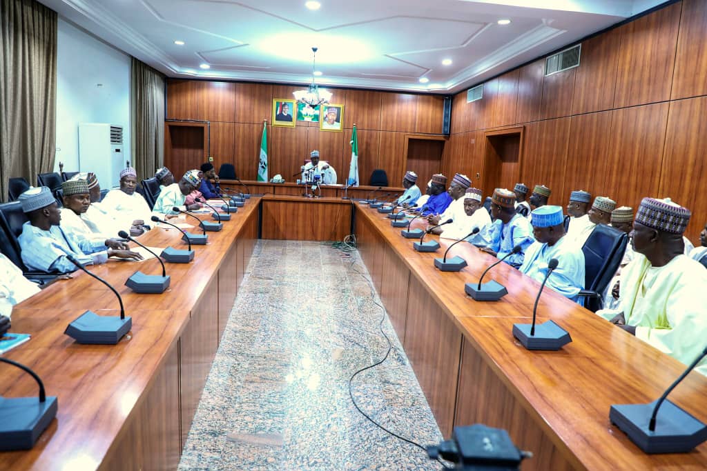 GovBorno tweet picture