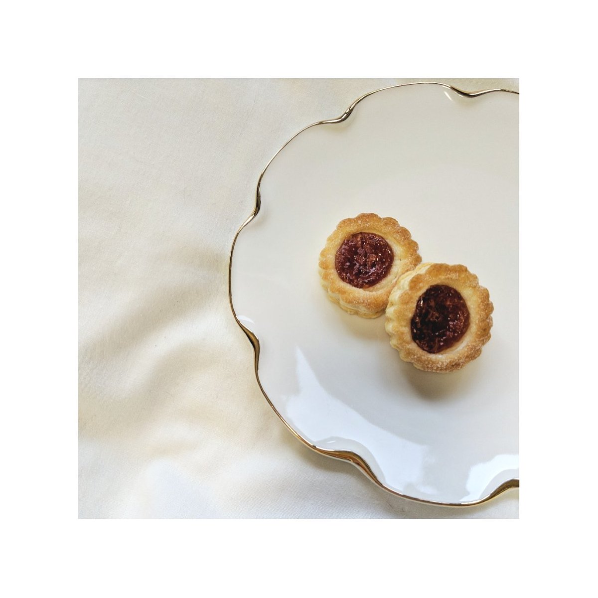 いちごのジャムパイ
