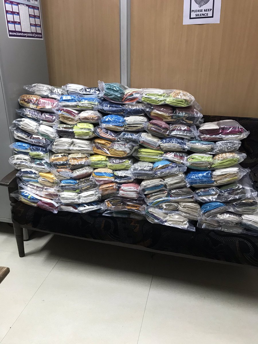 sunita_krishnan's tweet photo. Handed over 5000 face masks prepared by my girls all survivors of sex trafficking to Mrs Shanti Kumari,IAS Spl Secretary, Health &amp; Family Welfare &amp; Mrs @YogitaRana, Commissioner, Health. What a pleasure that Mrs Shanti Kumar wore the first mask. @KonathamDileep @KTRTRS https://t.co/in5EvCRG89