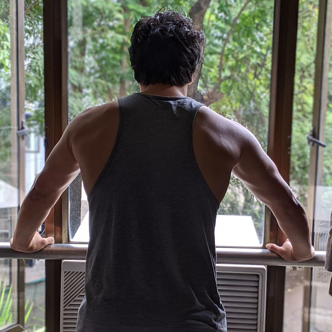 HumansOfTV's tweet photo. Human of TV - Guess who we're going LIVE with on our Instagram handle tomorrow? More details to follow!
#humanoftv #humansoftv #instalive #goingLIVE #conversations #tvshows #ott #netflixandchill #quarantine #housearrest https://t.co/Zn748byvJr