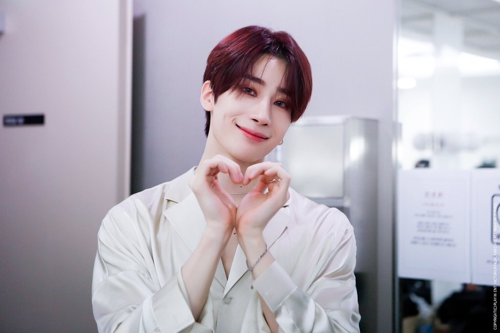 ddahaha2's tweet photo. #봄날의_선물_승우의_첫_오스트
#Seungwoo_1st_OST_Hyena https://t.co/RQS2ix8RrR