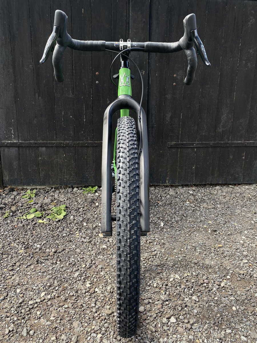MASON_Cycles's tweet photo. !
.
#MasonInSearchOf #RideDrivenDesign #FastFar #FastFarGnar
.
@HuntBikeWheels @LaufCycling @vittoriauk @SRAMmtb
. https://t.co/ksxVgIIknW