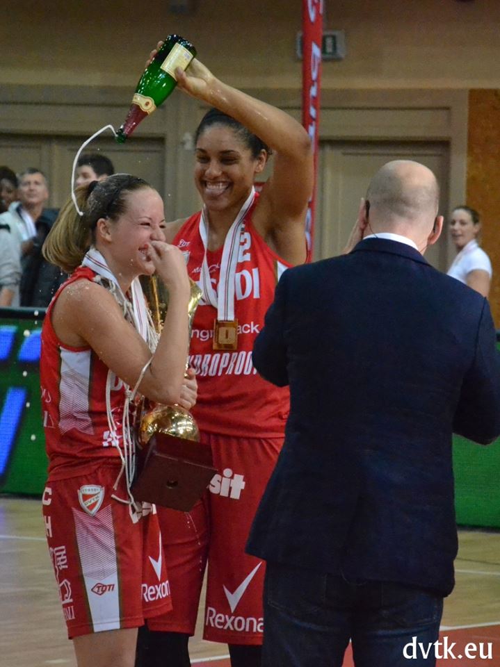 On Sunday we'll take you back to 2016 Hungarian Cup final  youtube.com/watch?v=o5-f2q…
