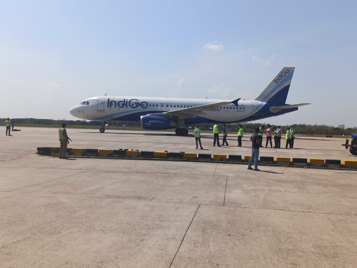 aaiagtairport's tweet photo. Indigo today operated its first cargo flight to Agartala. This brings the no of Cargo flts to 4 so far. The A320 with Flt No 6E-9012 landed Agartala Airport from Kolkata via Imphal at 13:16 IST bringing eseential medical supplies weighing 1551kgs. #HelpFightCorona @AAI_Official https://t.co/pD8Q9wSLgP