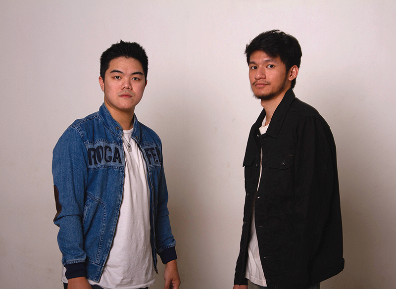 pamityang2an's tweet photo. . @officialcalinn resmi merilis mini album "Happy/Sad" --> https://t.co/LzLzsSRFsy…
.
https://t.co/MKUy1Gkby5
. https://t.co/1g0V8DvKU4