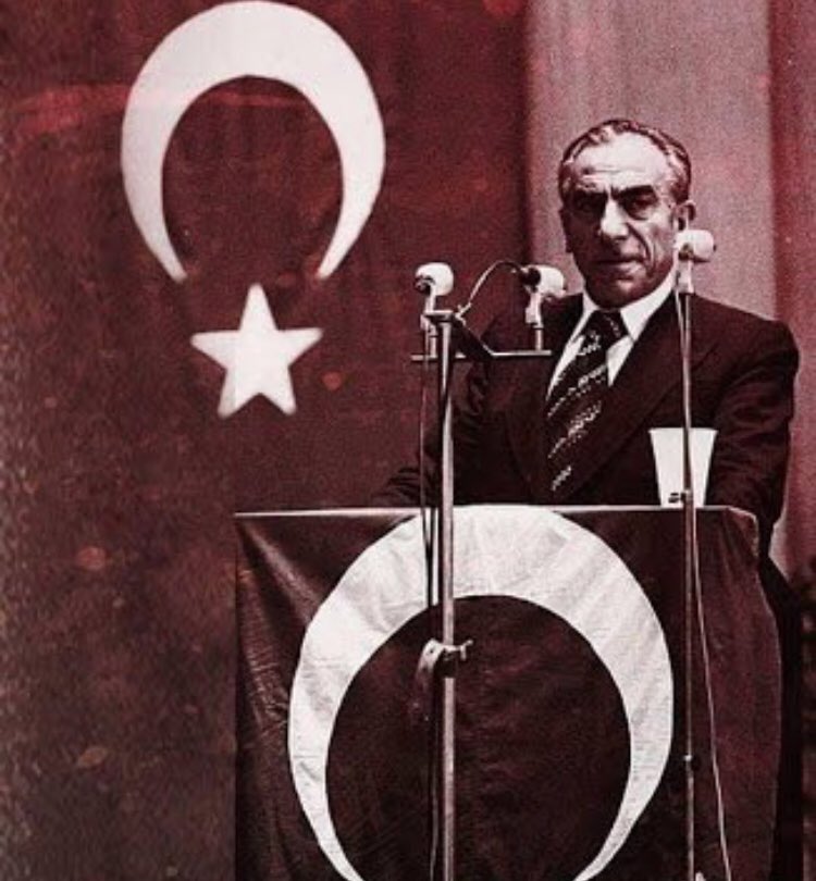 aibu_ulkuculeri's tweet photo. Rahmet ve Minnetle anıyoruz.
#AlparslanTurkes #basbuglarolmez #aibüülkücüleri https://t.co/Ts2X35qYa6