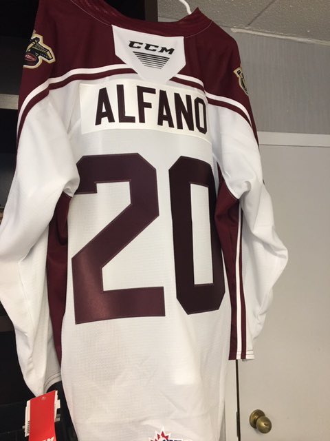 With our second pick of the day the Petes organization are pleased to select and welcome Sam Alfano!! Congratulations Sam!! ⁦<a href="/PetesOHLhockey/">Peterborough Petes</a>⁩ #OHLDraft presented by ⁦<a href="/RealCdnSS/">Real Canadian Superstore</a>⁩