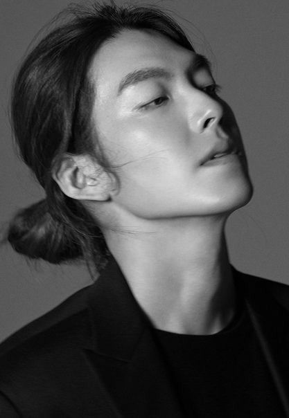 RkiveY0ngsan's tweet photo. why am i only seeing these pics now?!?!  i'm glad to hear you have fully recovered 🙂 stay healthy, and please don't cut your hair ❤ #kimwoobin https://t.co/HF99rrSJBT