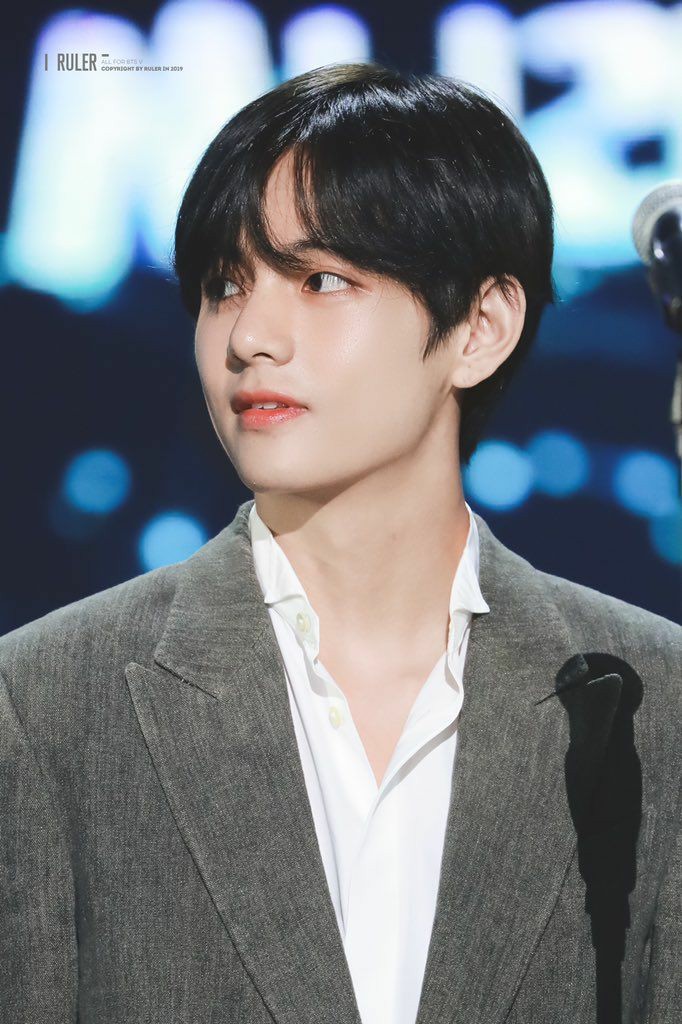 jexndraI's tweet photo. @capteinf @HeartSignalWO @yunxgie @krybstalj Baiklah jika sudah siap ikuti perkataan saya dengan segenap hati. Untuk saudara @capteinf apakah anda bersedia menerima saudara @yunxgie sebagai pendamping hidup dan pasangan anda, menerima dalam suka maupun duka, sehat maupun sakit, sampai maut memisahkan?

#MuffGummWedd https://t.co/Reppvke4XJ