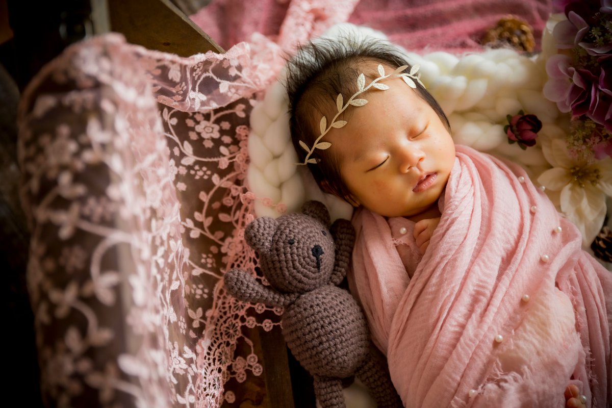 ট ইট র 鈴木サラサ しばらく沖縄 4月には東京で何件かニューボーンフォトの依頼があったのに行けなくて本当にごめんなさい 去年生まれた甥っ子にもまだ会えてないし でもコロナ駆逐されたら沖縄で写真撮ろうね みんなすくすく元気に育ちますように