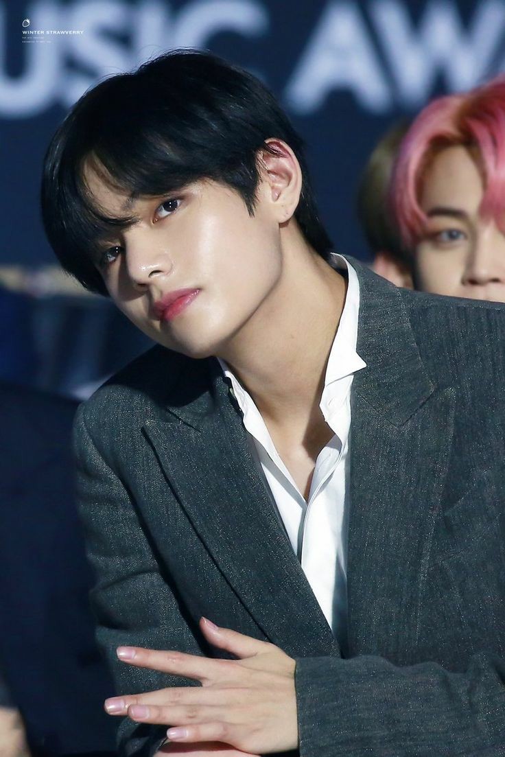 jexndraI's tweet photo. @capteinf @HeartSignalWO @yunxgie @krybstalj dan untuk saudara @yunxgie       apakah anda bersedia menerima saudara @capteinf sebagai pendamping hidup dan pasangan anda, menerima nya dalam suka maupun duka, sehat maupun sakit, sampai maut memisahkan? 

#MuffGummWedd https://t.co/mvSrnVvOi7