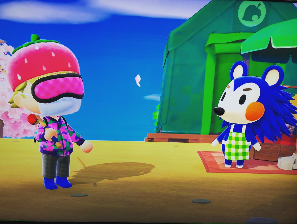 AbsoluteDadness's tweet photo. It may just be on @animalcrossing, but my character is taking no chances #SocialDistancing #COVID19 #COVIDmemes https://t.co/HewQEOlmCd