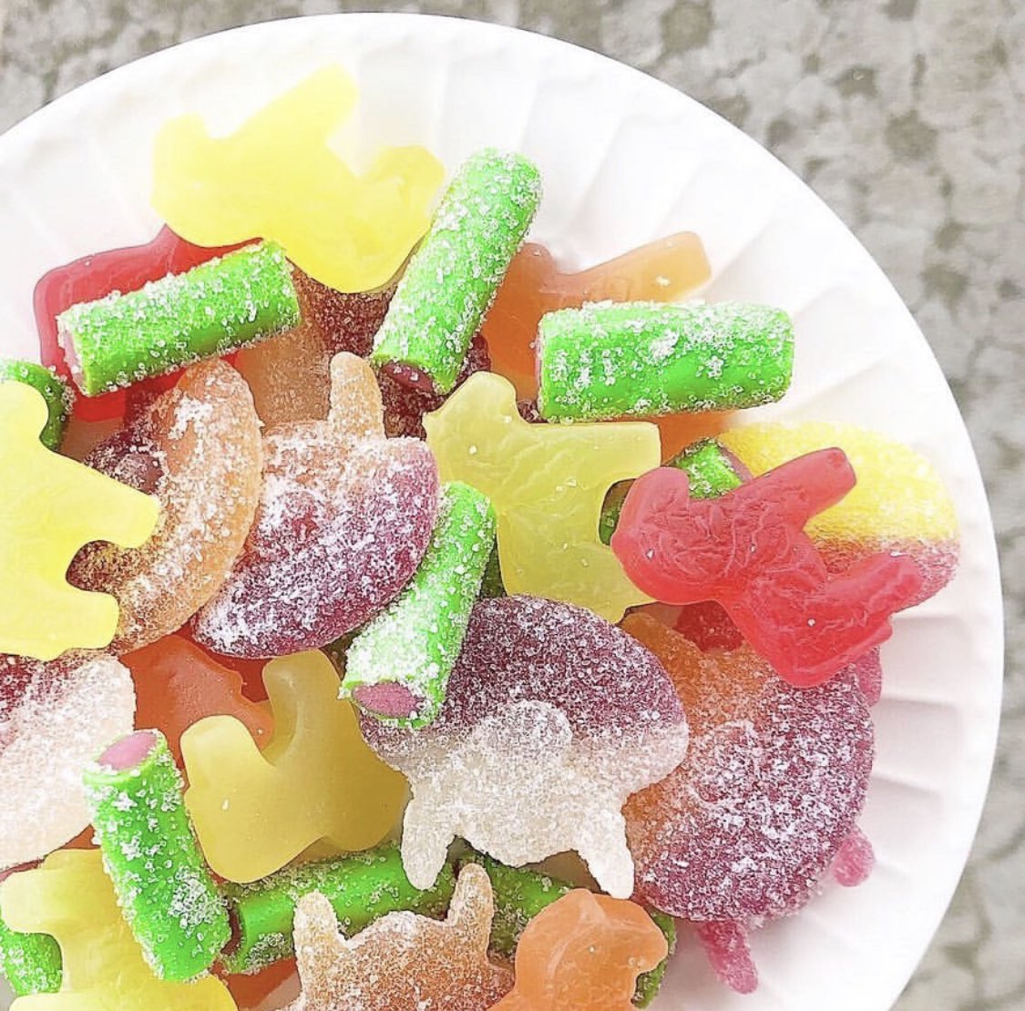 CandyPeopleUSA's tweet photo. Oh, you know what day it is! Lördagsgodis! Treat yourself! #saturdaycandy #swedishcandy #candy #saturday #quarantinecandy #treatyourself #quarantine https://t.co/TsYYUPN7yv