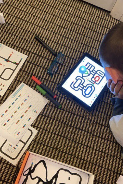 SachemSchools's tweet photo. So many of our wonderful students have been working hard on their STEM assignments and projects at home. Here is a snapshot into a few students from Nokomis Elementary. https://t.co/iWiuA2rpfr