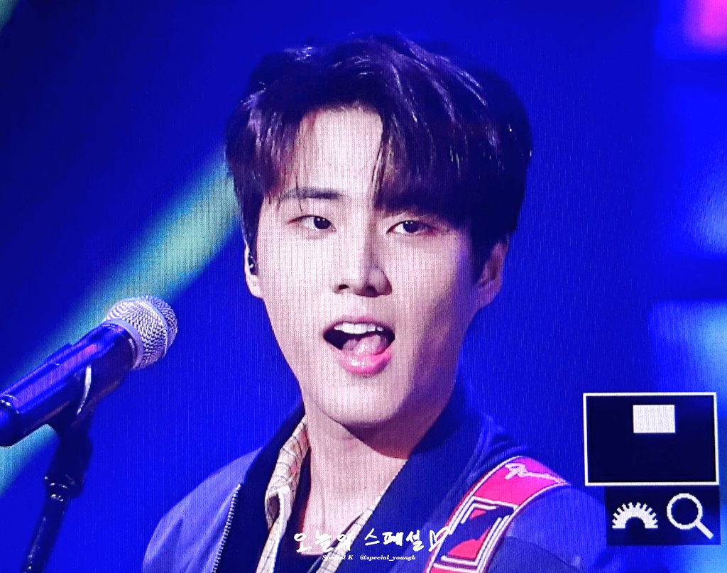 YoungK sticking his tongue out—a thread—  #DAY6   #데이식스   #YoungK