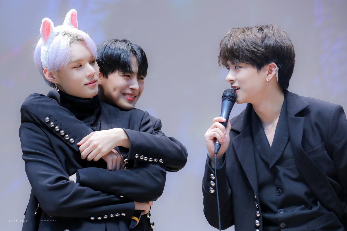 needmore_BC's tweet photo. 보고 싶다🥺💕

#빅톤 https://t.co/B7yoNsD9UX