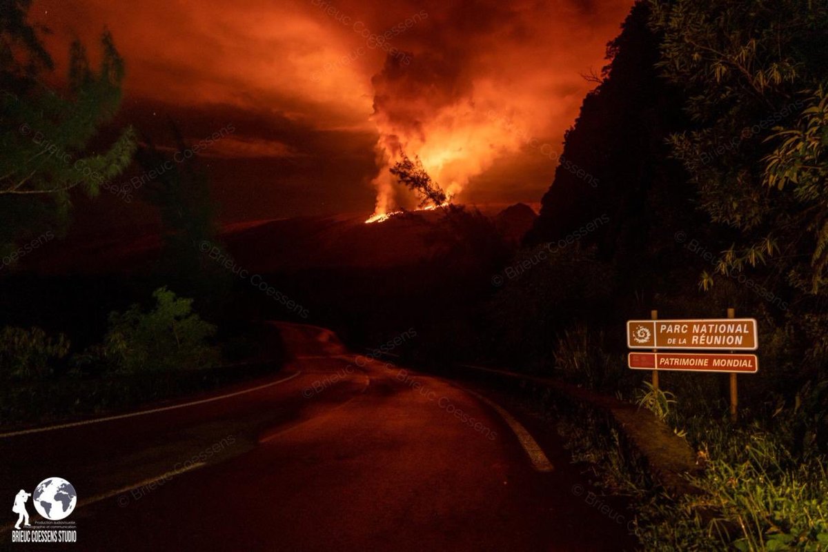 Pendant ce temps à La Réunion 
 🤩🤩🤩🤩🤩😍😍😍😍😍
#PitondelaFournaise #PrenezSoinDeVous