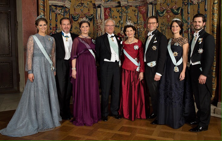 Королевский дом франции. Королевская семья Швеции. Шведская Королевская семья Наследники. Шведская Королевская семья 2023. Король и Королева Швеции.
