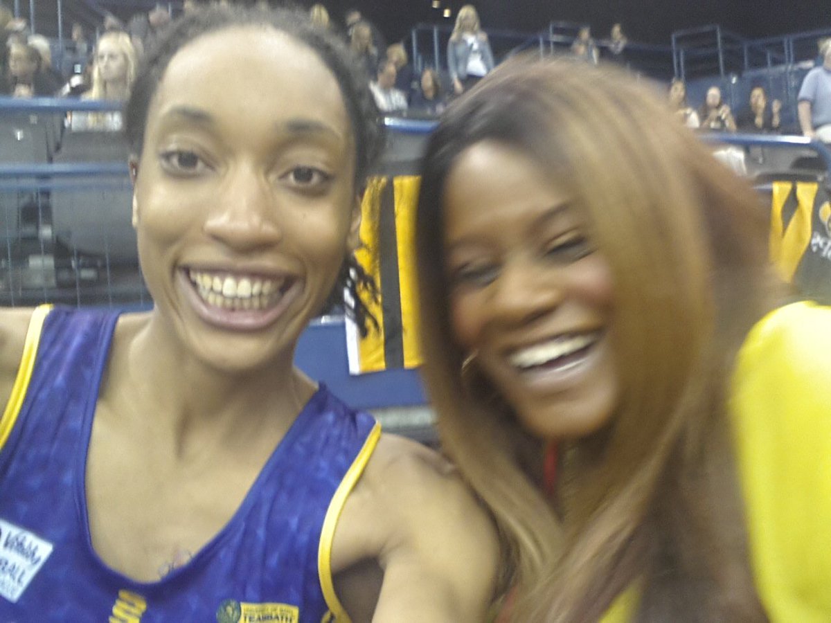 Hunter1_lj's tweet photo. @mikebreakfast @EnglandNetball @JessThirlby
@Kechg @Celia_Fraser @MelroseStewart1 @traceynev @TeamBathNetball Those who know this 'REMARKABLE' young lady,some since school days, know her committed to her profession. I feel an overwhelming sense of #HumblePride @LaylaGuscoth1๐ https://t.co/mMlzx5DCrx