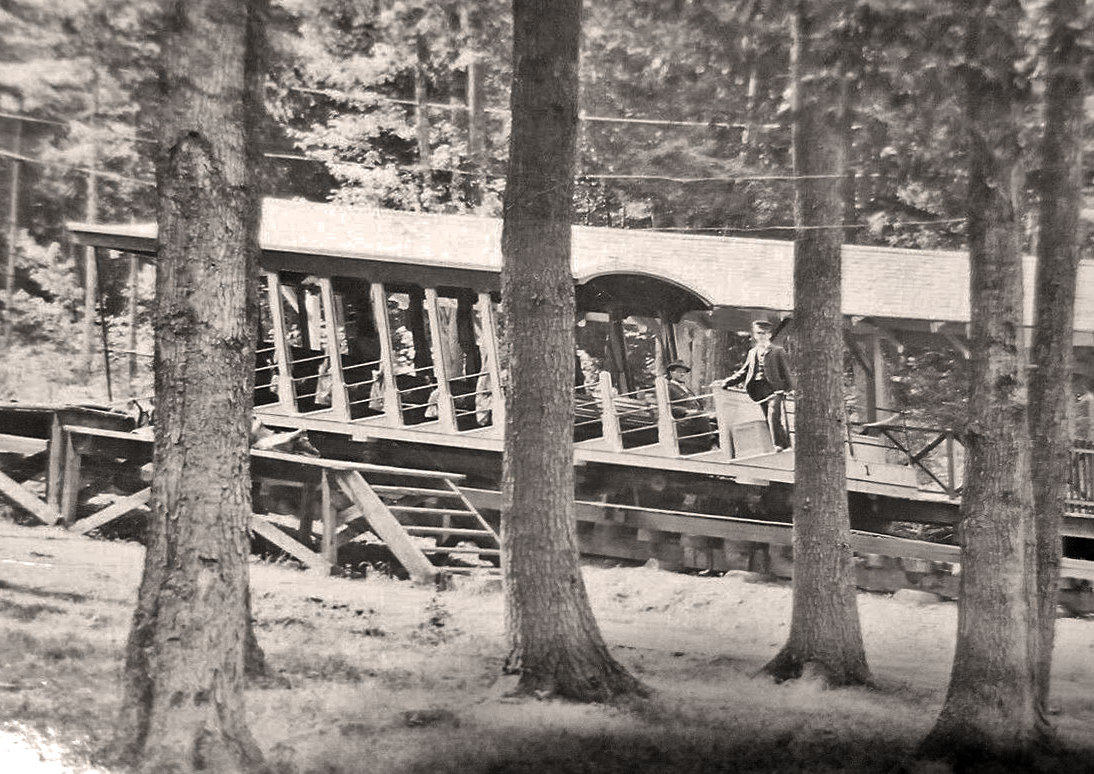 funimag's tweet photo. Prospect Mountain Cable Rail Road (1895-1903) at Lake George πΊπΈ π
#funicular #inclinedrailway #cablecar #ProspectMountain #LakeGeorge #WarrenCounty #NewYorkState @lakegeorge @LakeGeorgeArea https://t.co/XNAaikLlRm